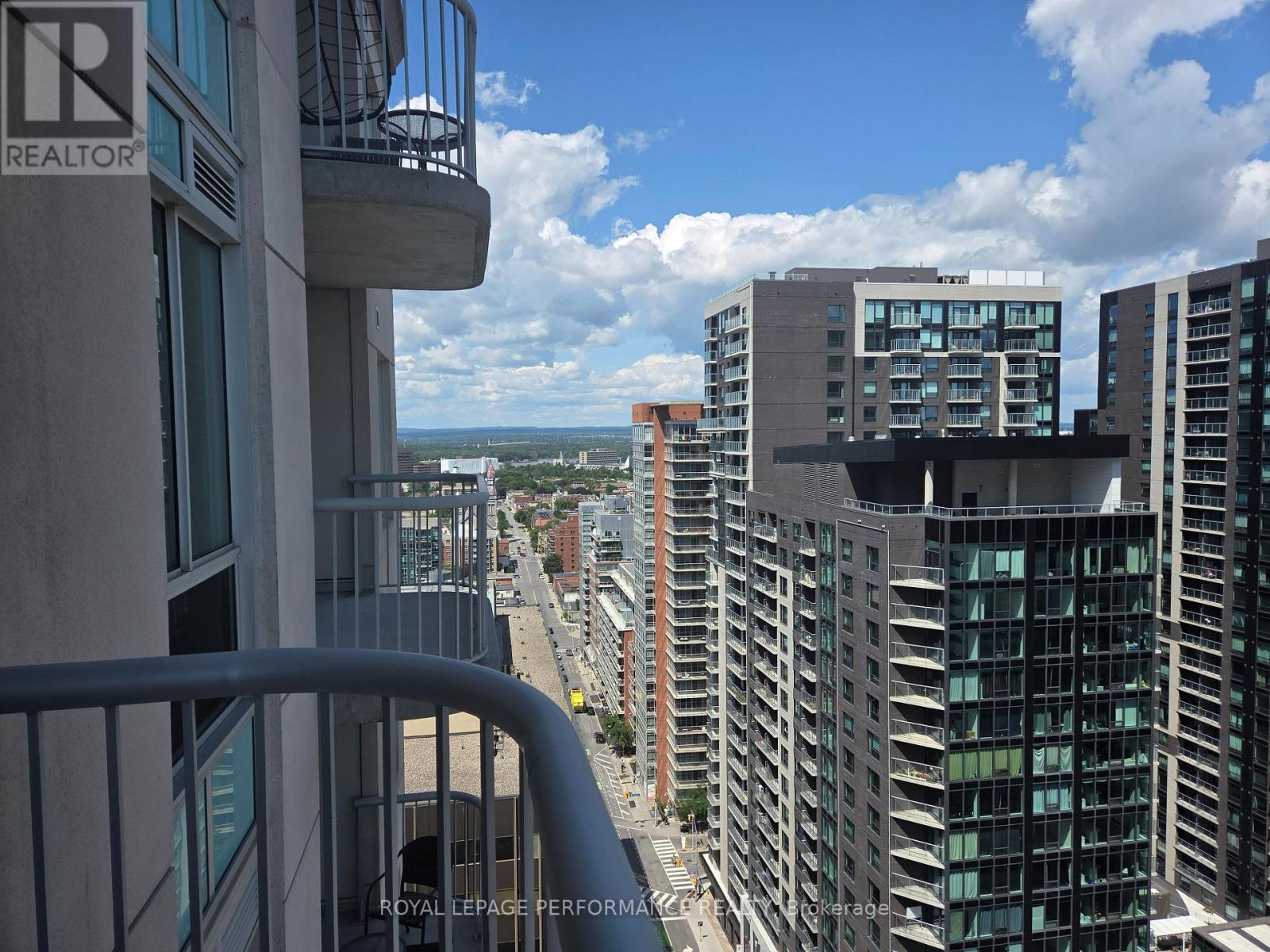 #2205 234 RIDEAU STREET - 12