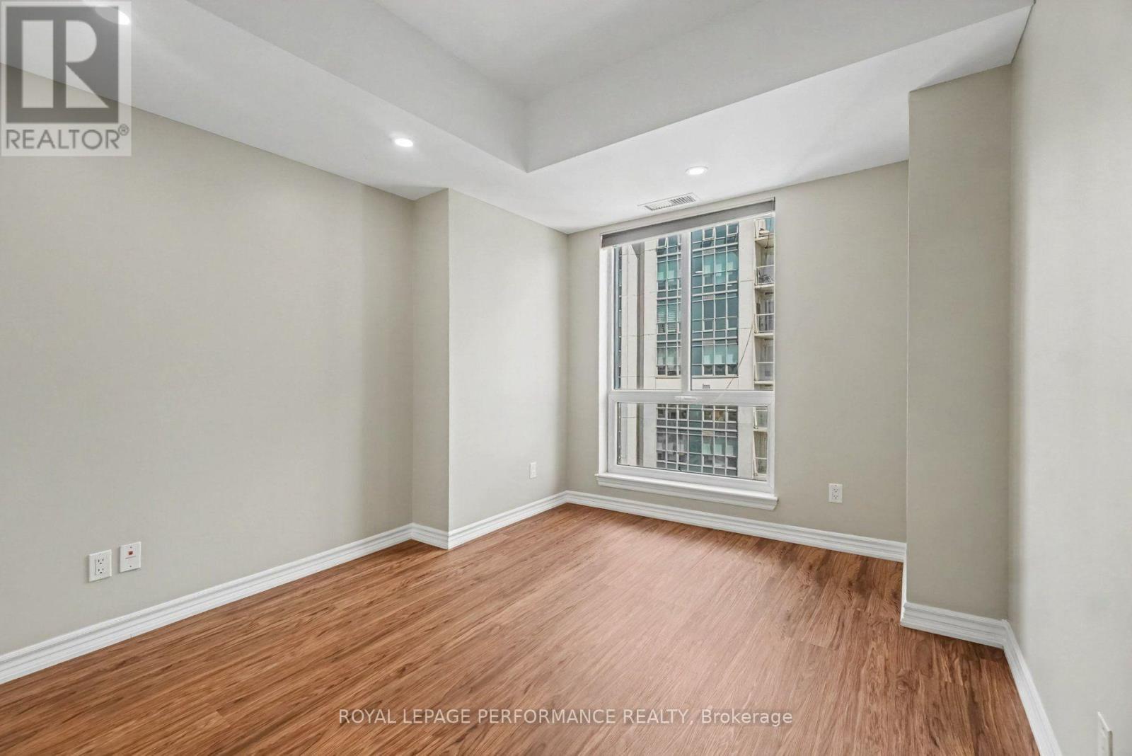 #2205 234 RIDEAU STREET - 13