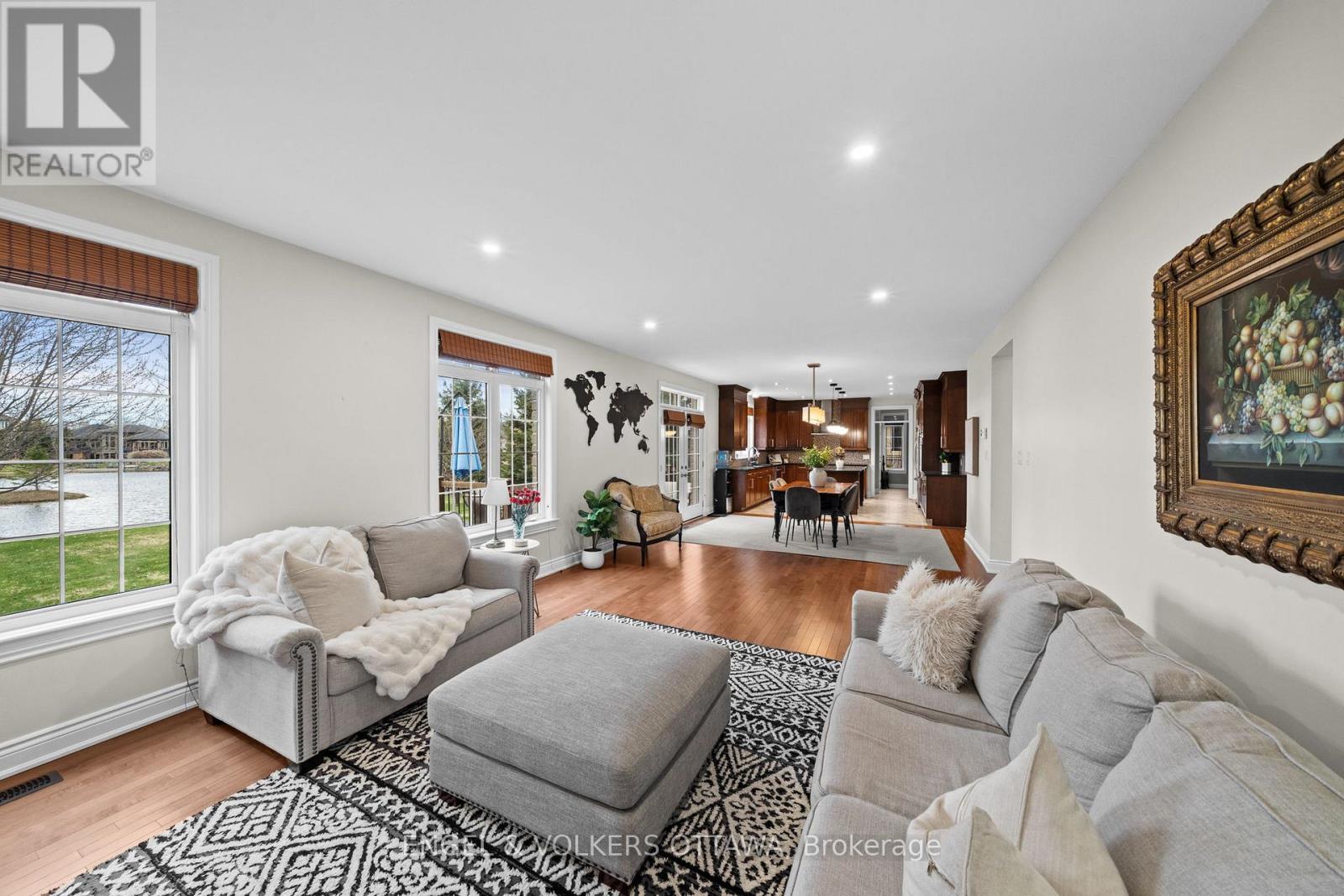 6842 SOUTH VILLAGE DRIVE - 22