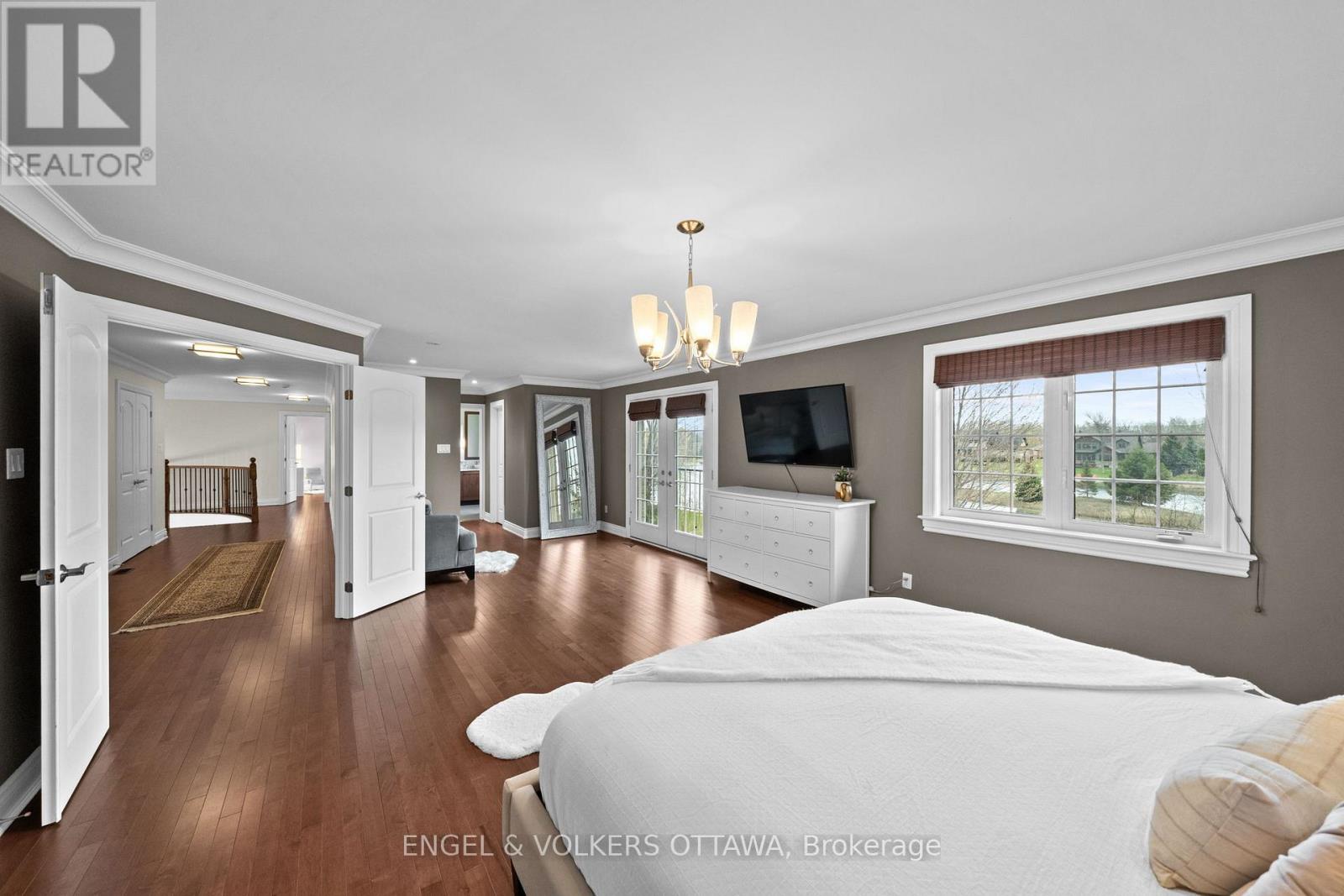 6842 SOUTH VILLAGE DRIVE - 27