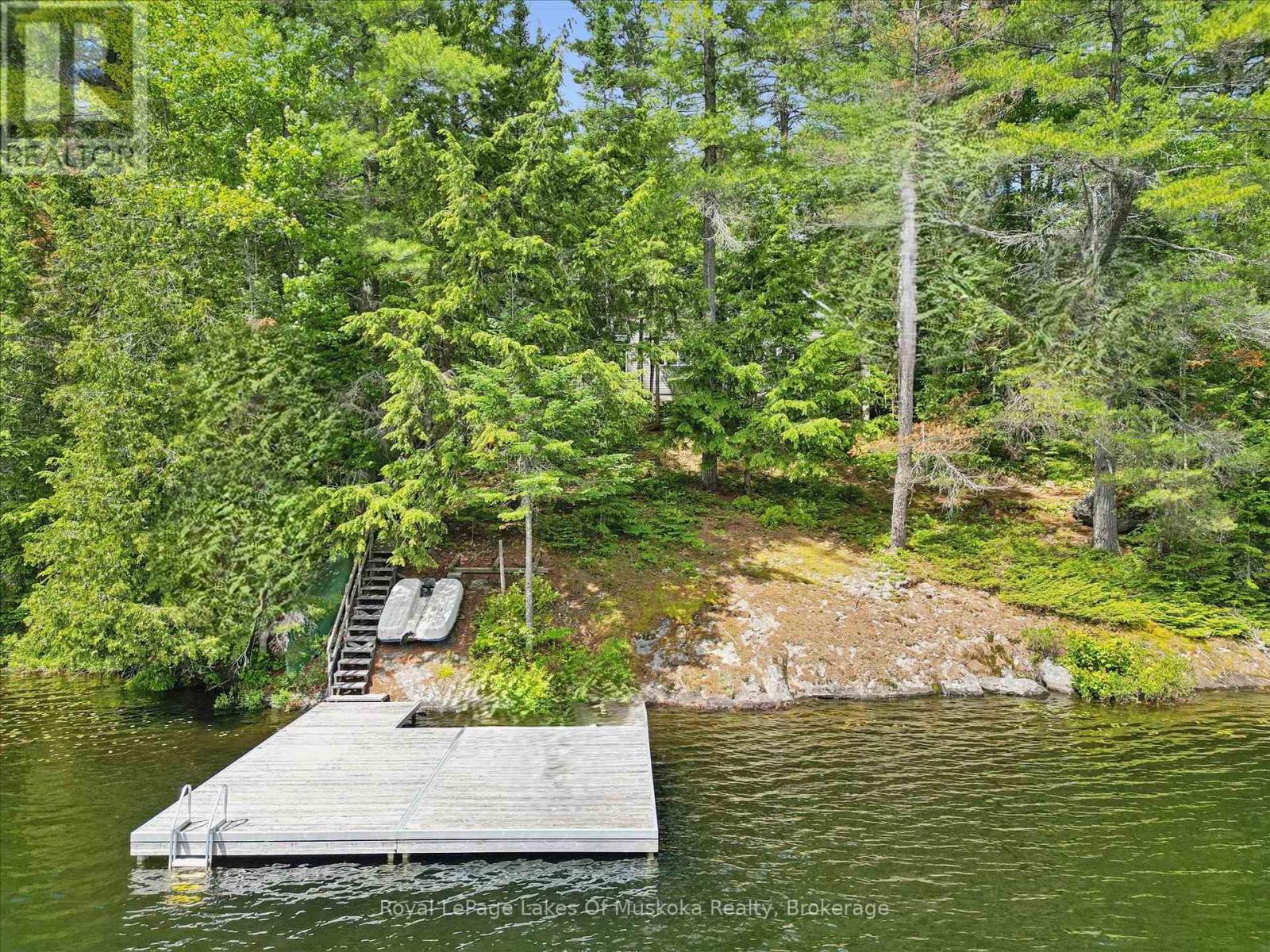 1117 CRAFTSMAN DRIVE - 39