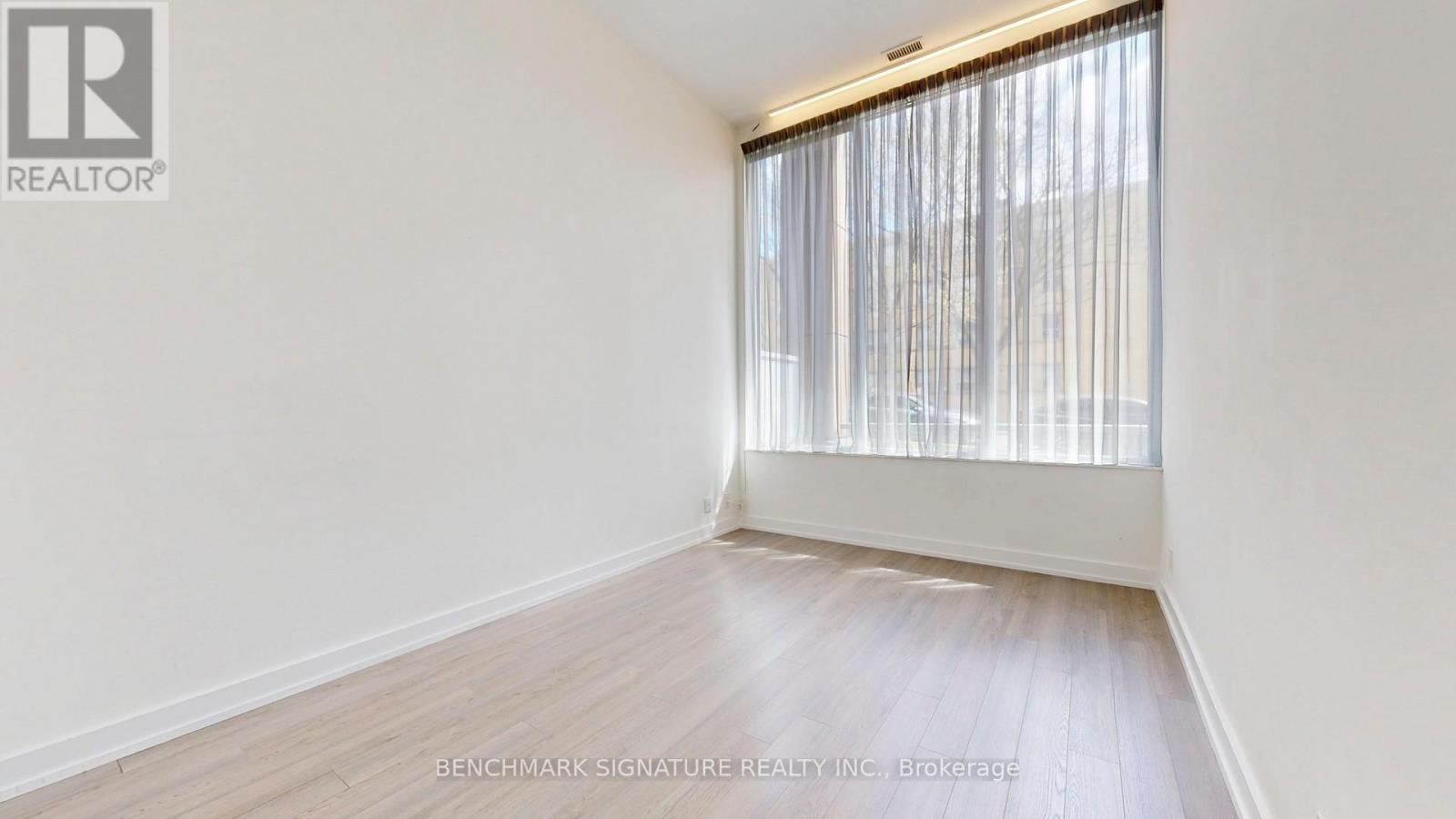 #TH106 6 PARKWOOD AVENUE - 23