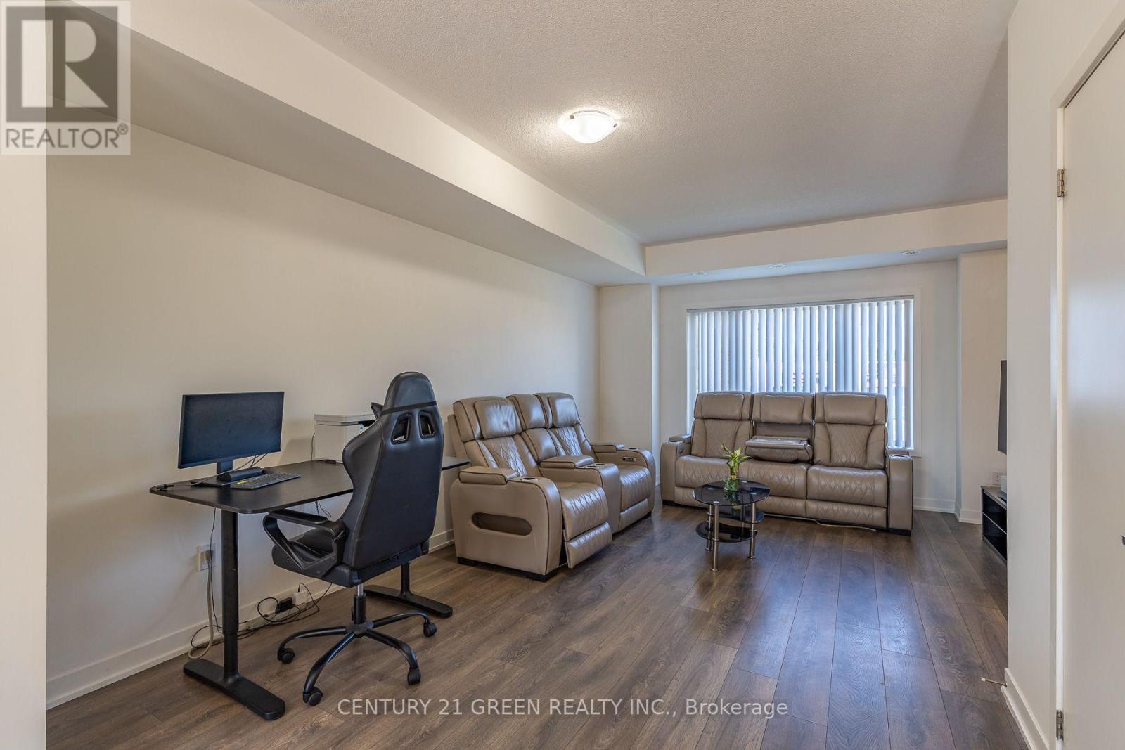 #406 1525 KINGSTON ROAD - 10
