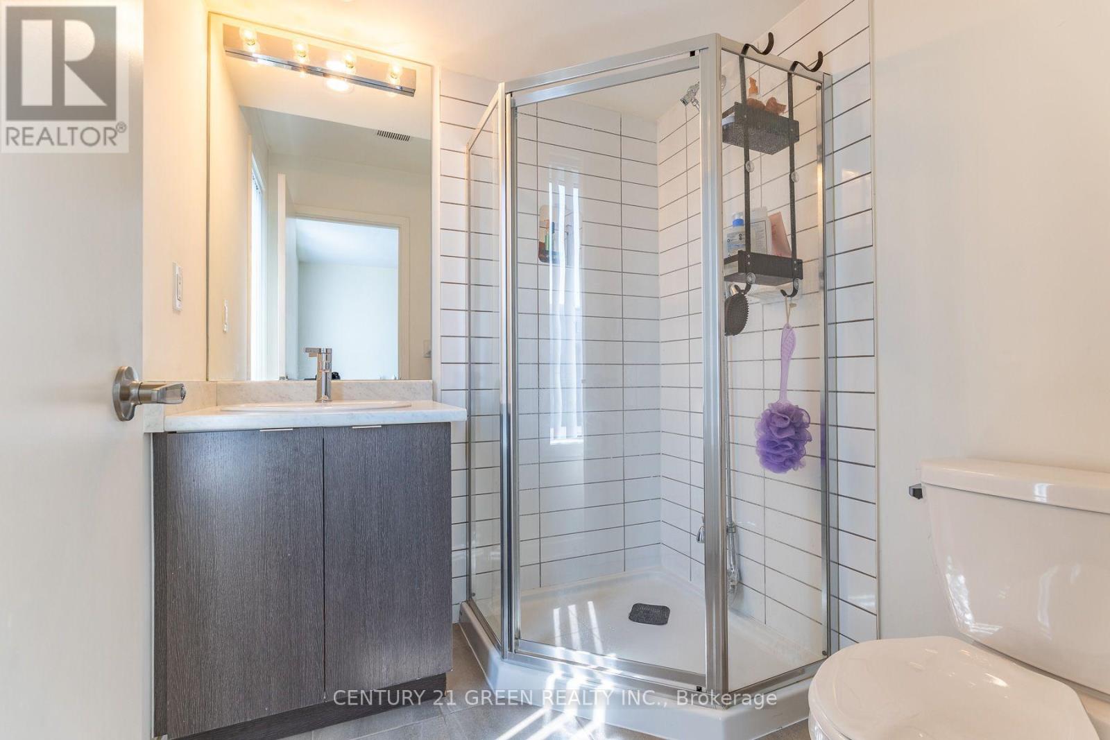 #406 1525 KINGSTON ROAD - 21