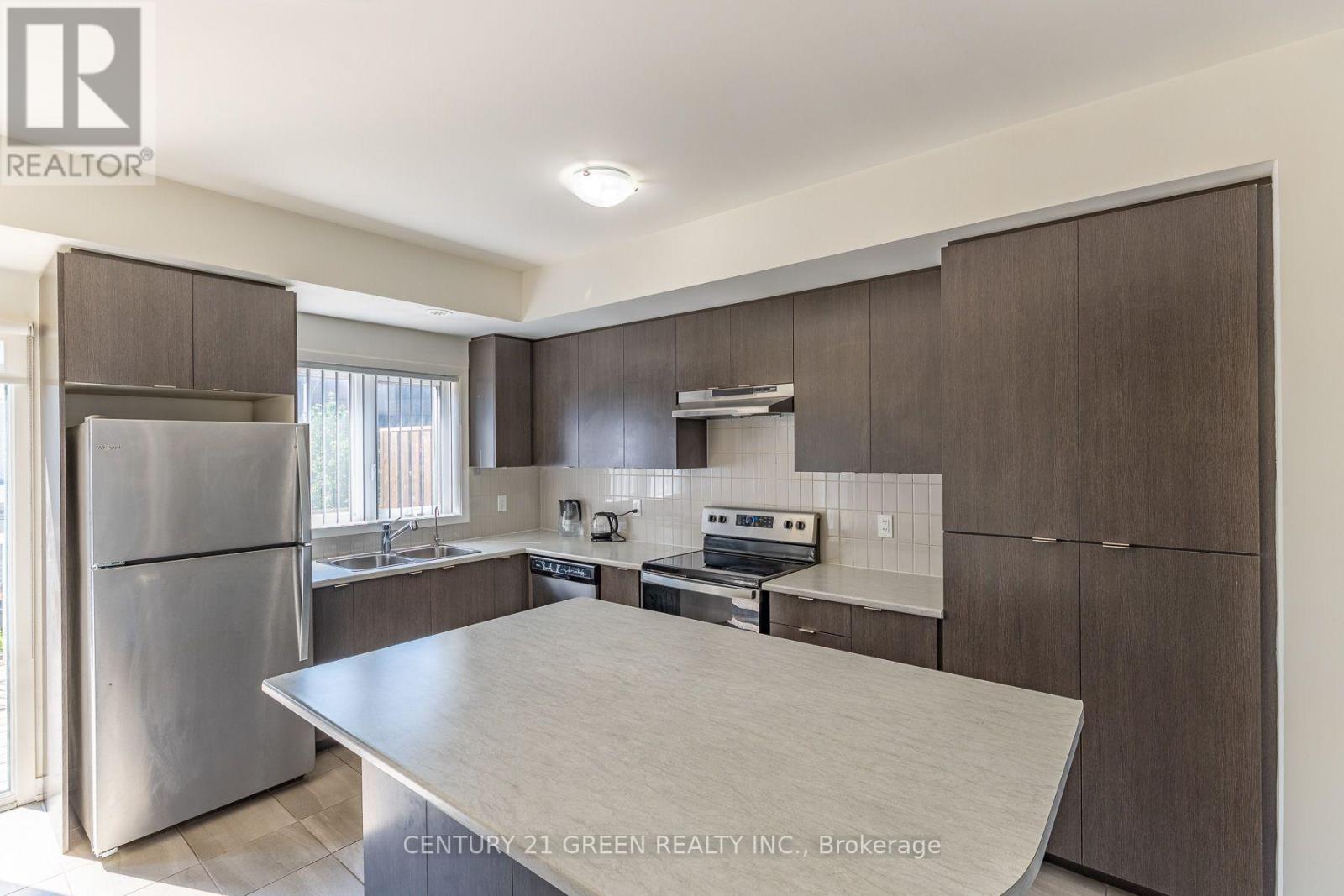 #406 1525 KINGSTON ROAD - 32