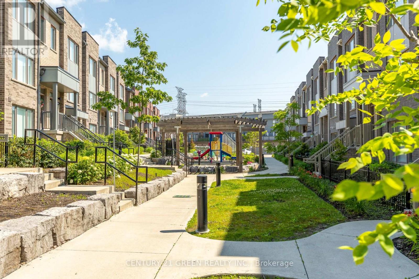 #406 1525 KINGSTON ROAD - 42