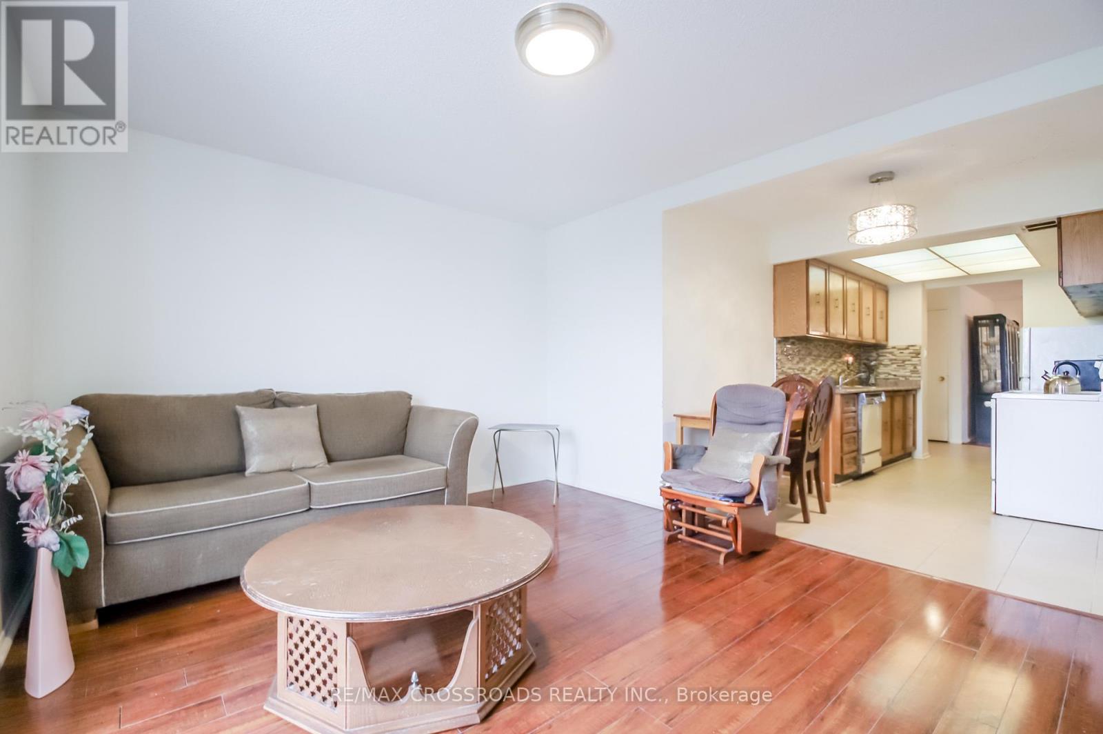 #606 3151 BRIDLETOWNE CIRCLE - 20