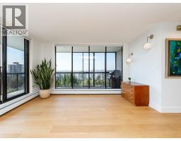 1104 114 W Keith Road, North Vancouver, BC V7M3C9 Photo 9