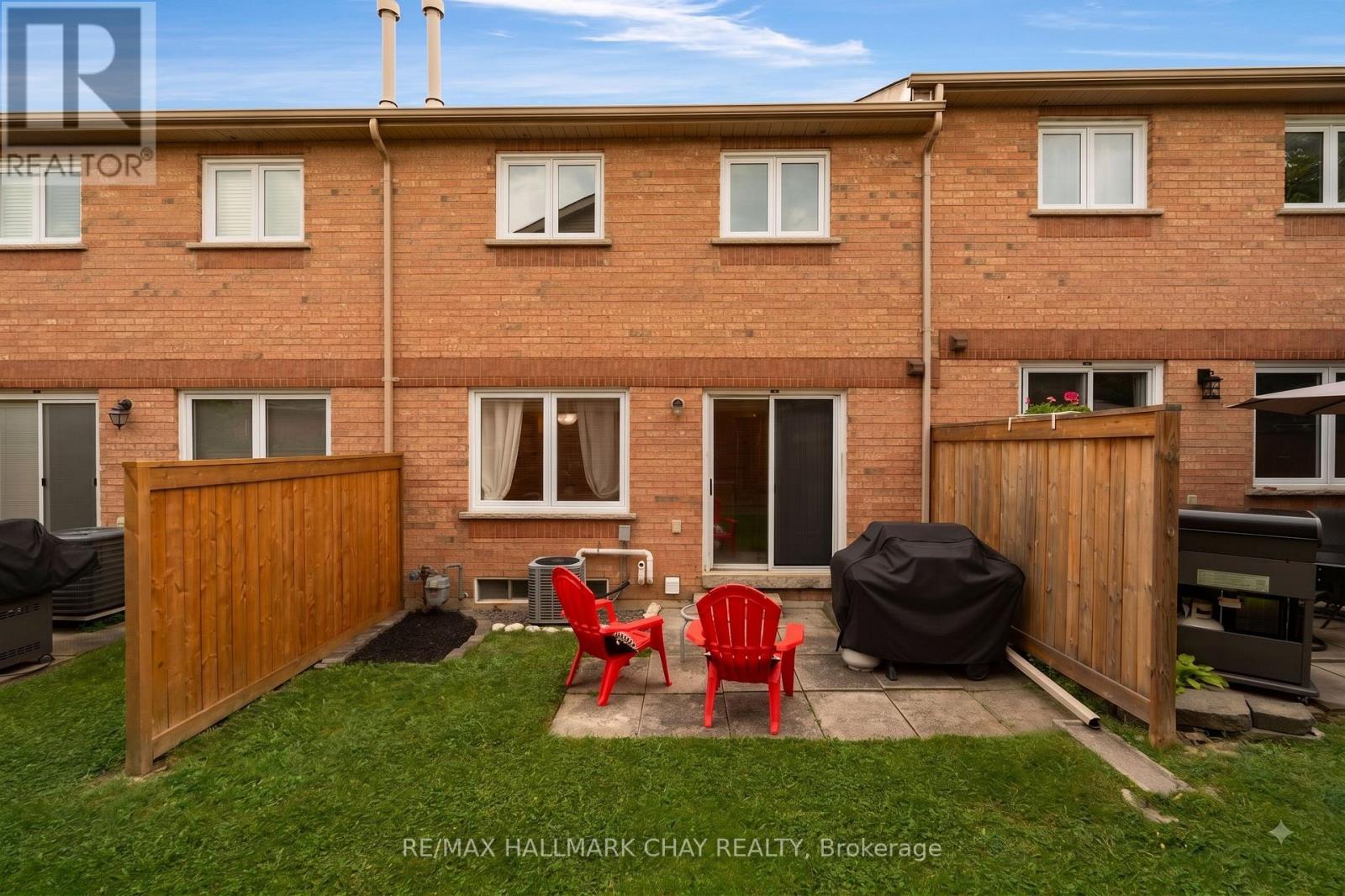 769 PLAYTER CRESCENT - 26
