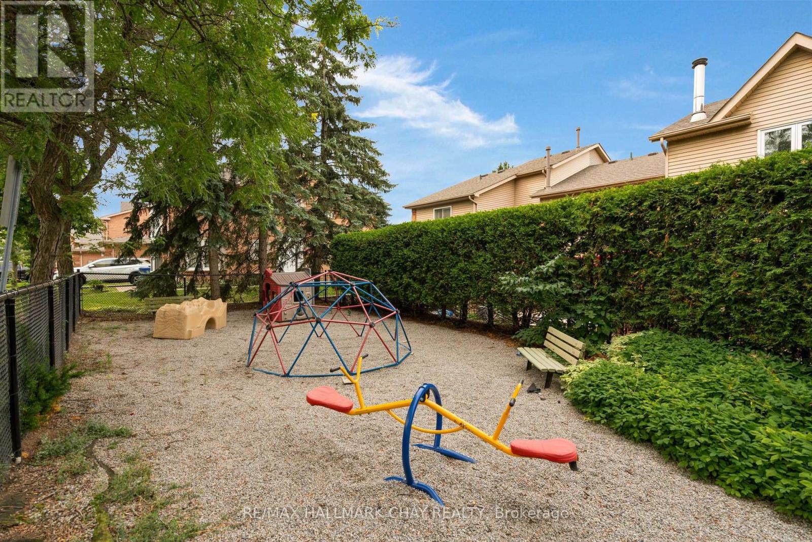 769 PLAYTER CRESCENT - 29