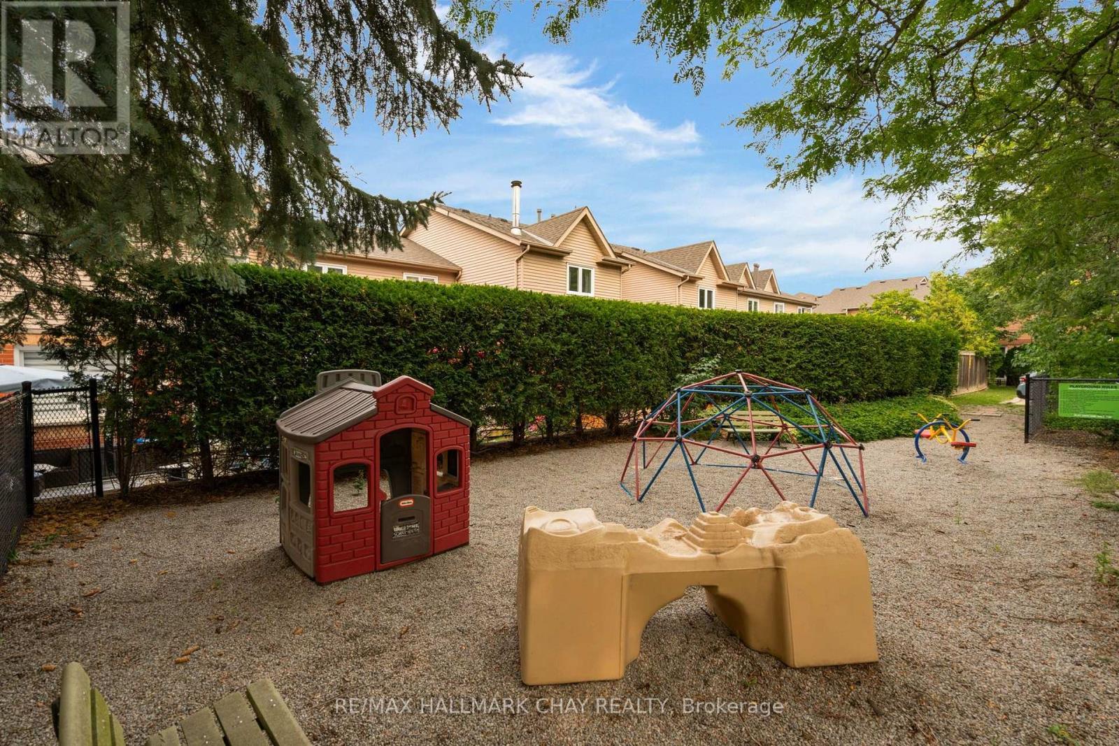 769 PLAYTER CRESCENT - 30