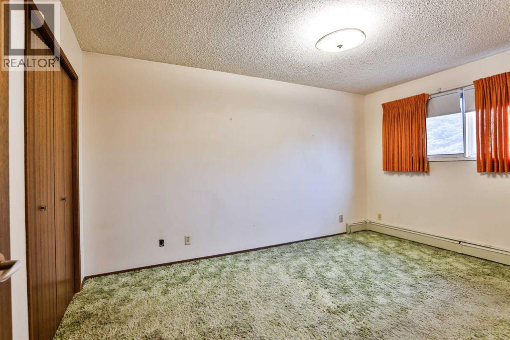 1921 17 Street North - Photo 11
