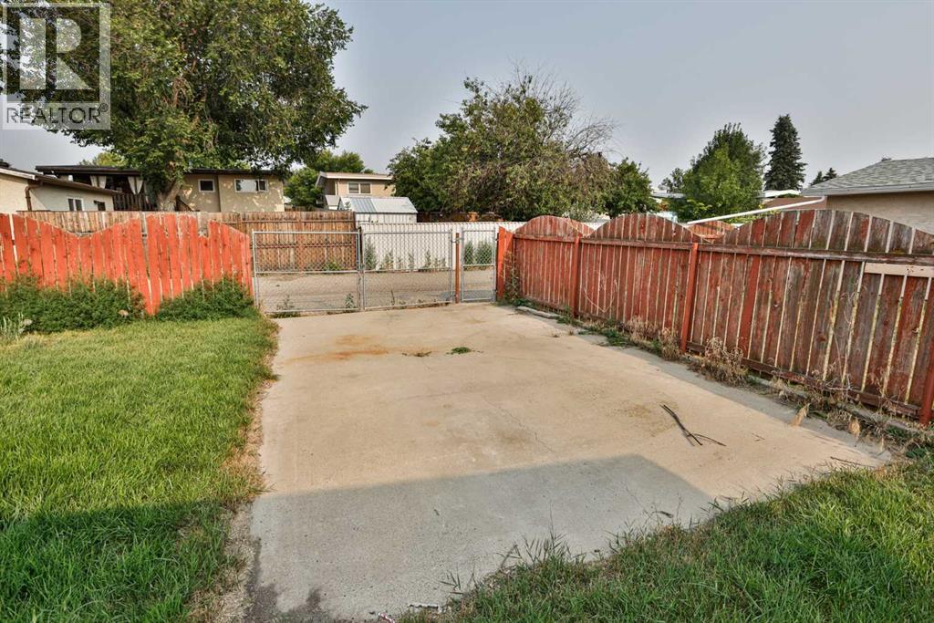 1921 17 Street North - Photo 26