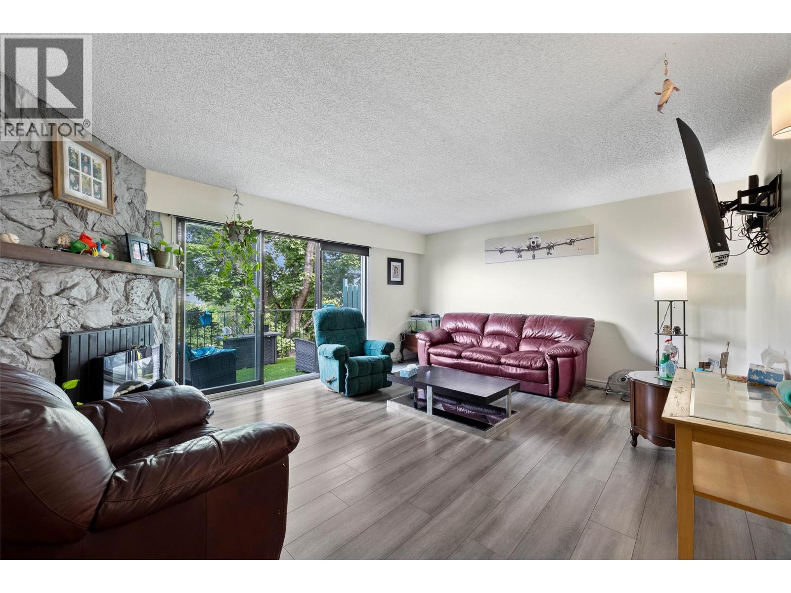 #47 580 DALGLEISH Drive - Image 8