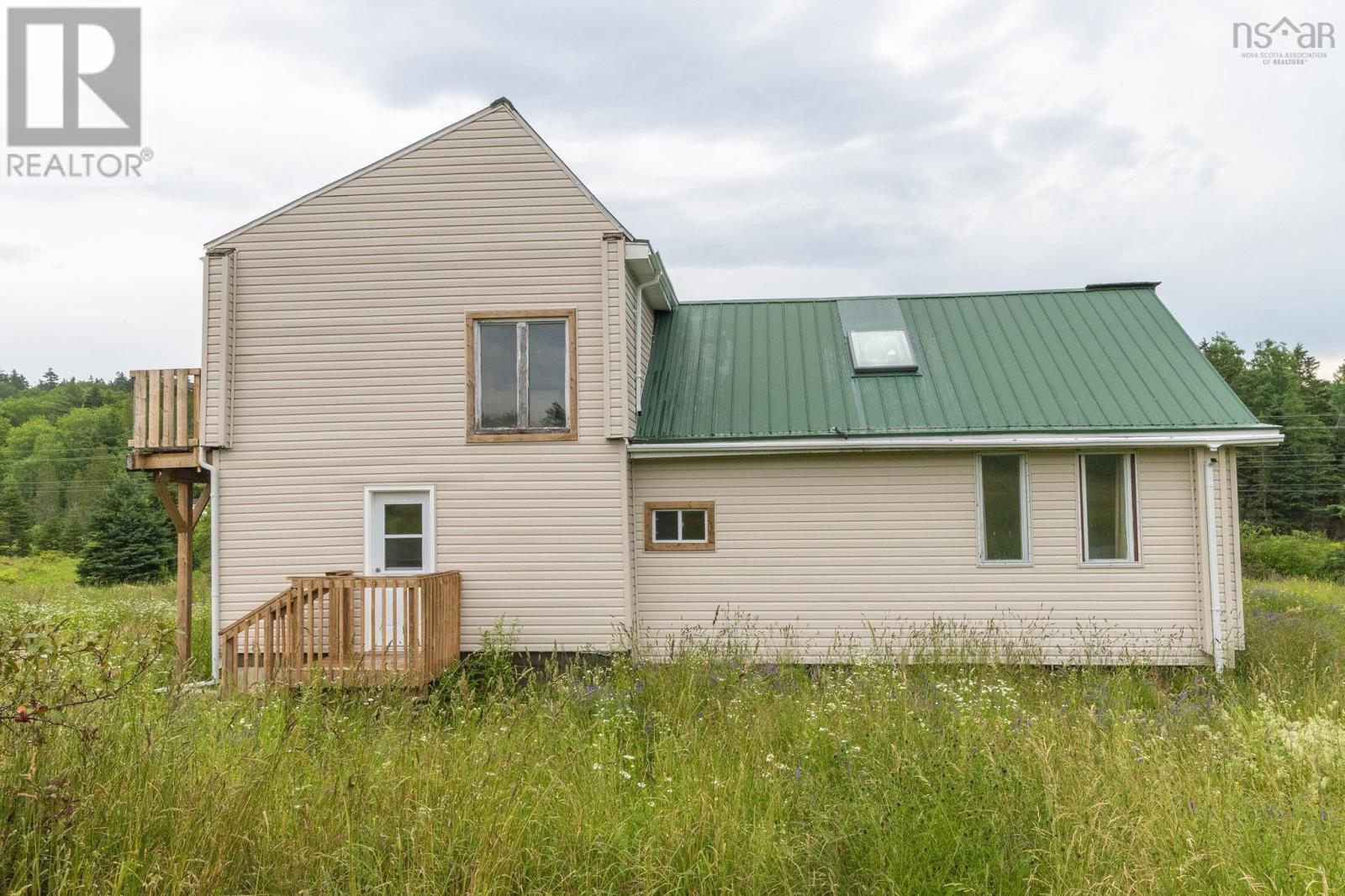 Property 8 of 49 of 1717 Highway 336