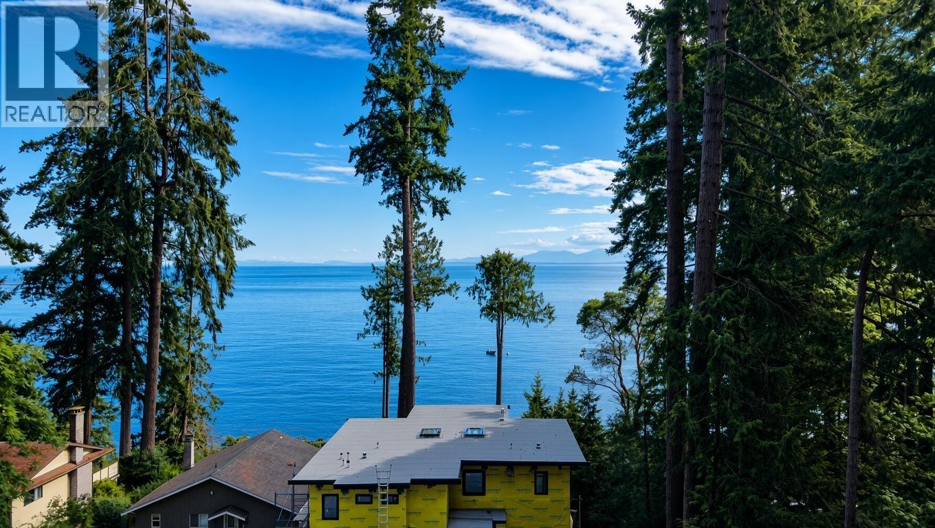1503 GOWER POINT ROAD, Gibsons