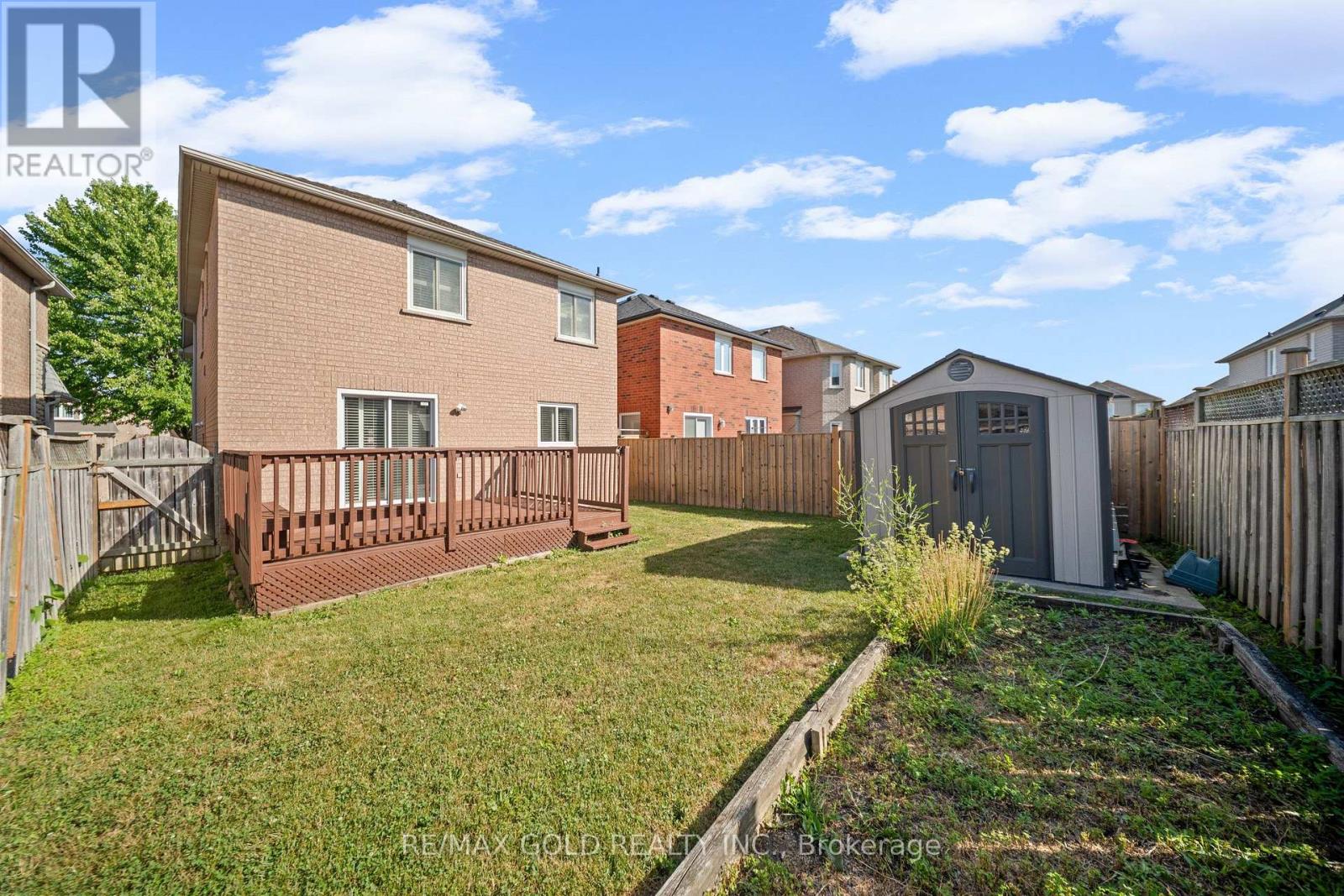 21 PACIFIC WIND CRESCENT - 43