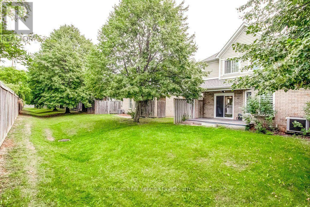 #19 2530 NORTHAMPTON BOULEVARD - 33