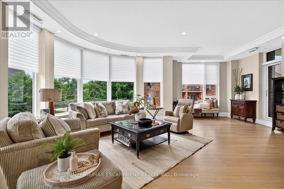 #203 1441 ELGIN STREET - 7