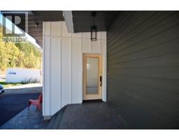 Dining room - 5916 Ferguson Frontage Road, Malakwa, BC V0E2J0 Photo 9