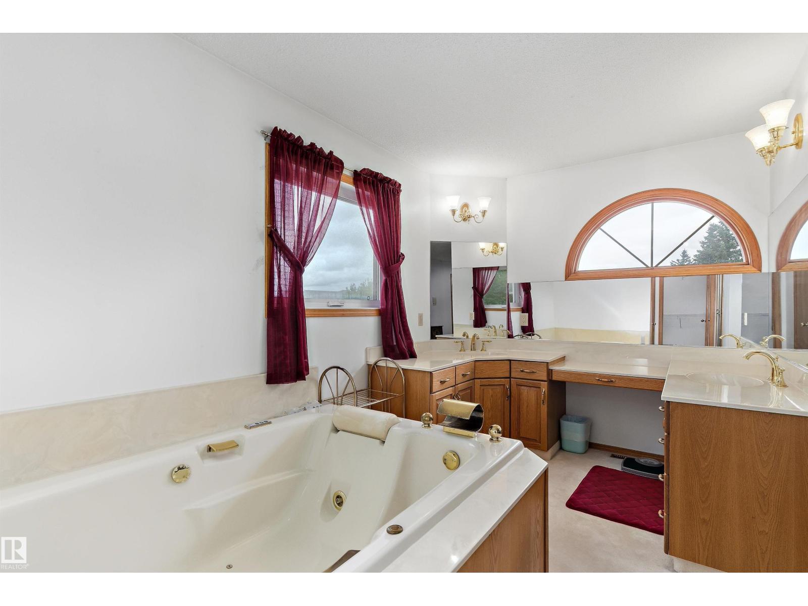 120 NORTHLAKE LN - 38