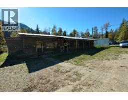 5916 Ferguson Frontage Road, Malakwa, BC V0E2J0 Photo 44