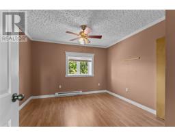 6-8 Kellivew Crescent thumbnail 19