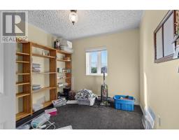 6-8 Kellivew Crescent thumbnail 22