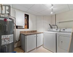 6-8 Kellivew Crescent thumbnail 24