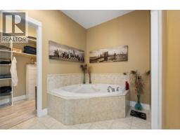 6 5300 Gainsberg Rd, Bowser, BC V0R1G0 Photo 12