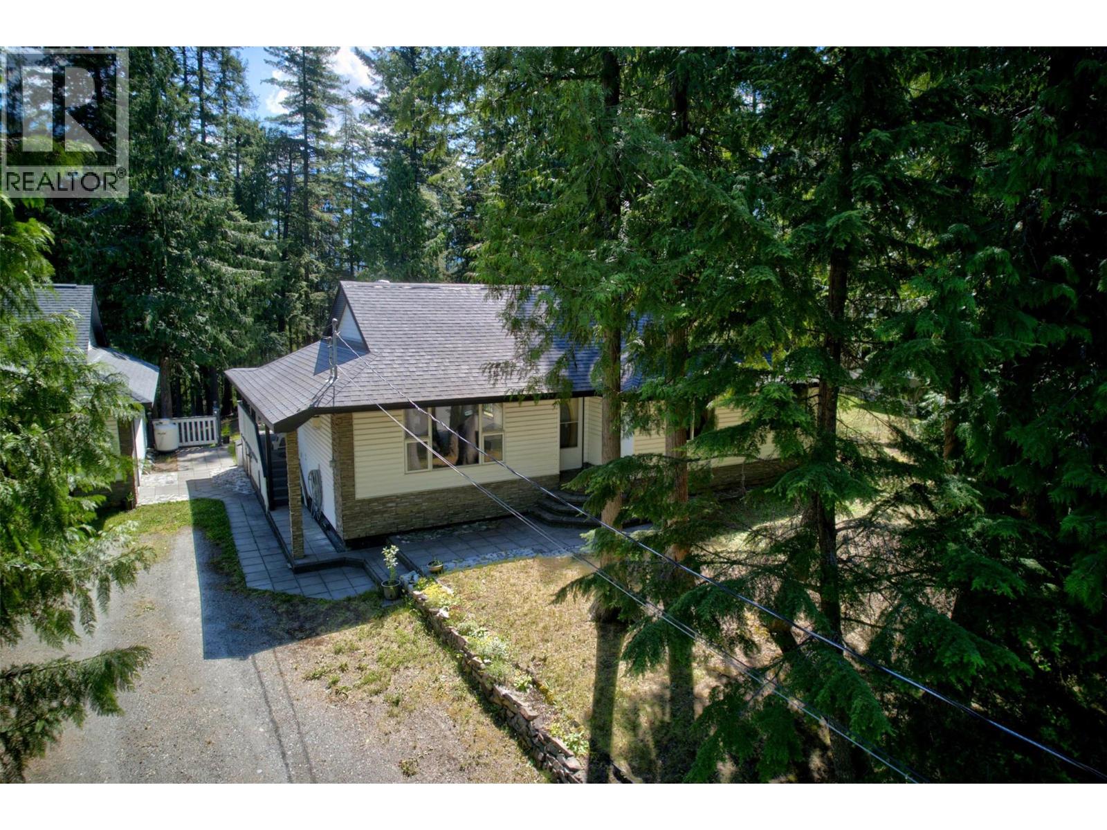 452 Balfour Crescent - 4