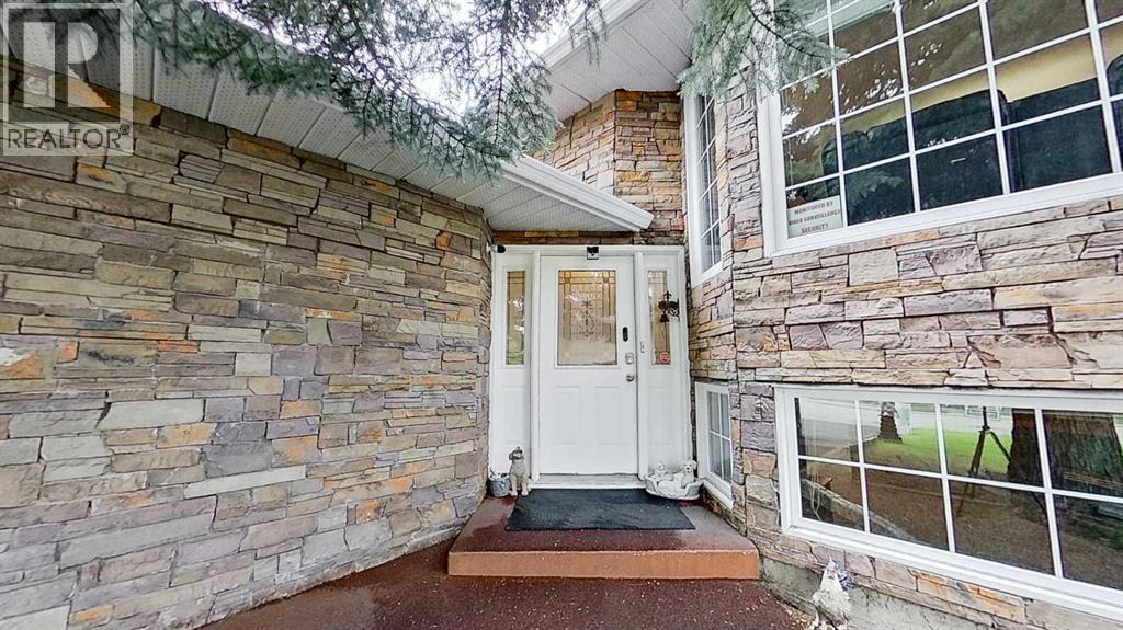 109 Edgebrook Gardens Northwest - Photo 34