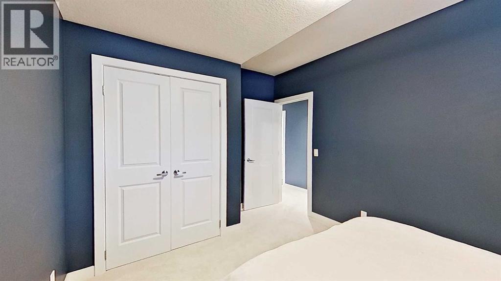 249 18 Avenue Northeast - Photo 33