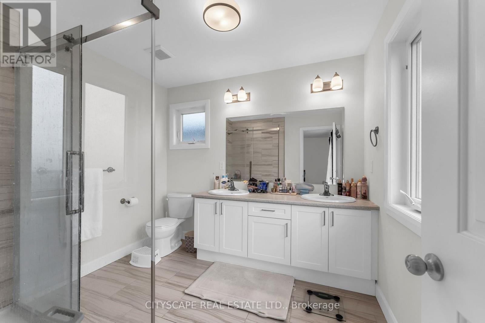 3 ERIE COURT - 26
