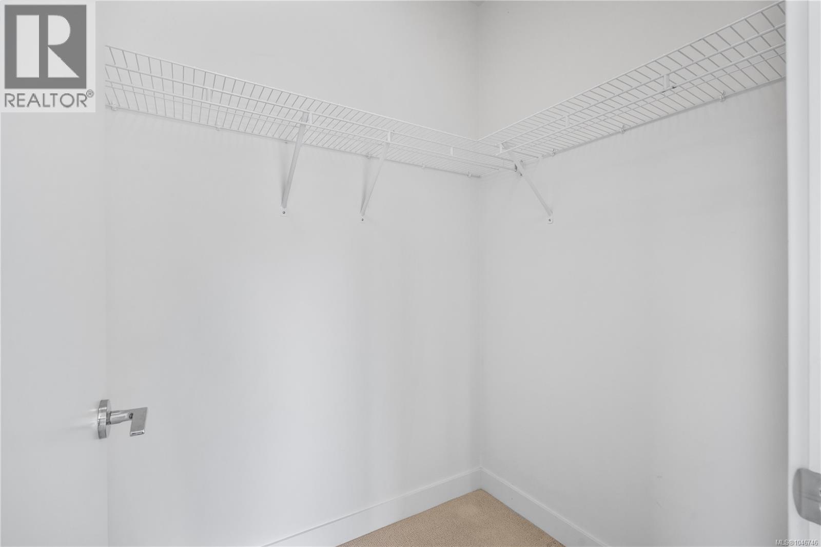 #303 286 Wilfert Rd - 19