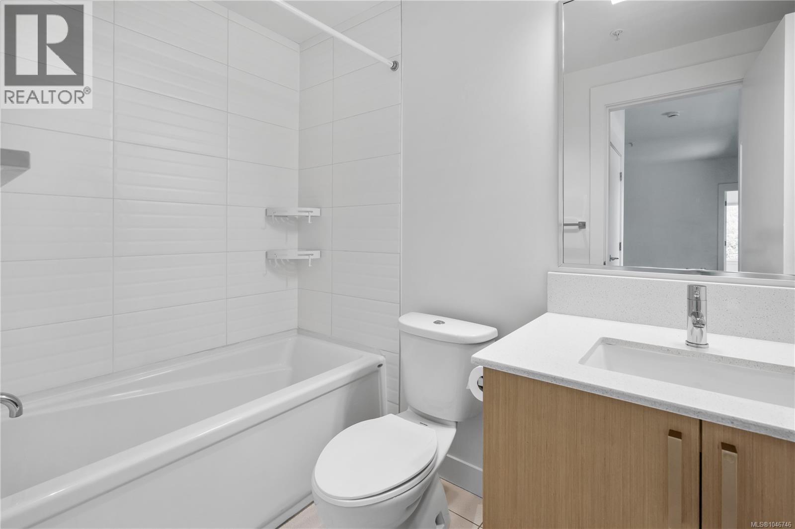 #303 286 Wilfert Rd - 32