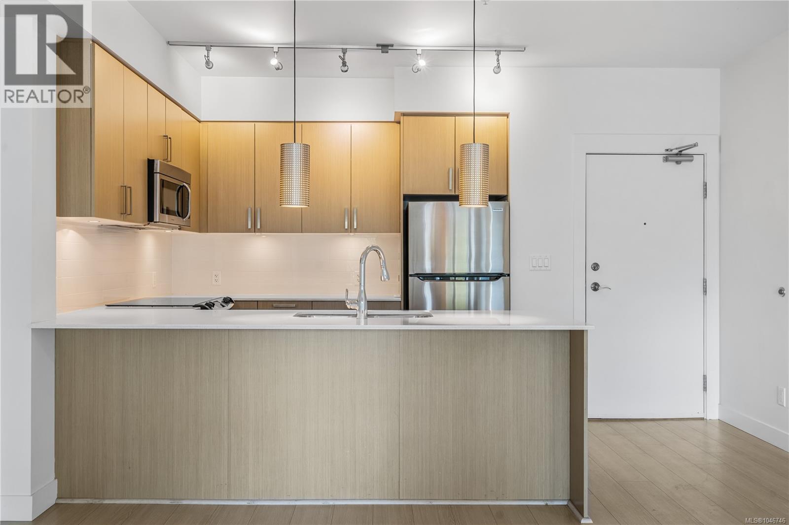#303 286 Wilfert Rd - 9