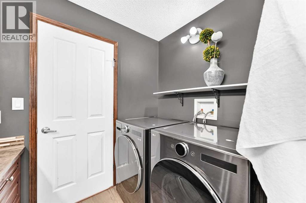 112004 338 Avenue East - Photo 41