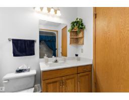 120 Northlake Ln, Wetaskiwin, AB T9A3K7 Photo 29