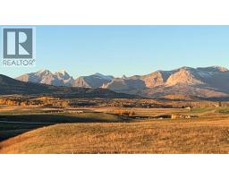 22037 Range Road 280, Cardston, AB T0K1N0 Photo 37