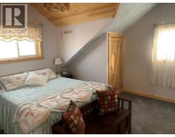 22037 Range Road 280, Cardston, AB T0K1N0 Photo 32
