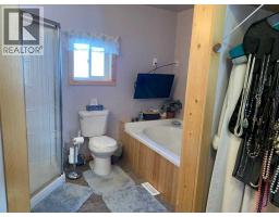 22037 Range Road 280, Cardston, AB T0K1N0 Photo 21