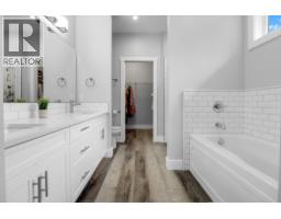 249 Shadow Mountain Boulevard, Cranbrook, BC V1C0C6 Photo 28
