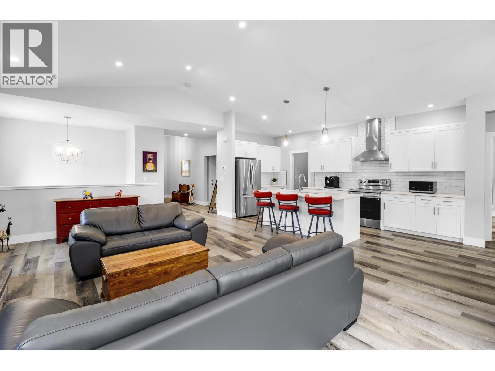 249 SHADOW MOUNTAIN Boulevard - Image 11