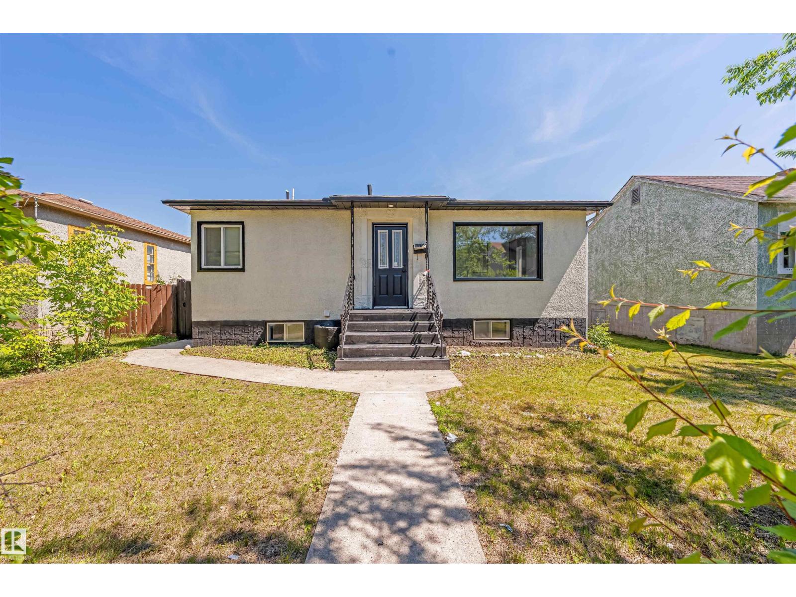 11927 68 ST NW, Montrose (Edmonton), Edmonton photo 3