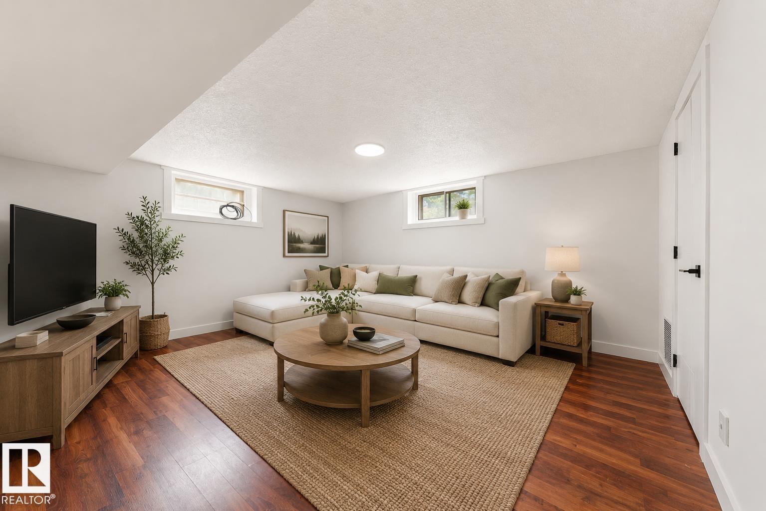 11927 68 ST NW - Image 31
