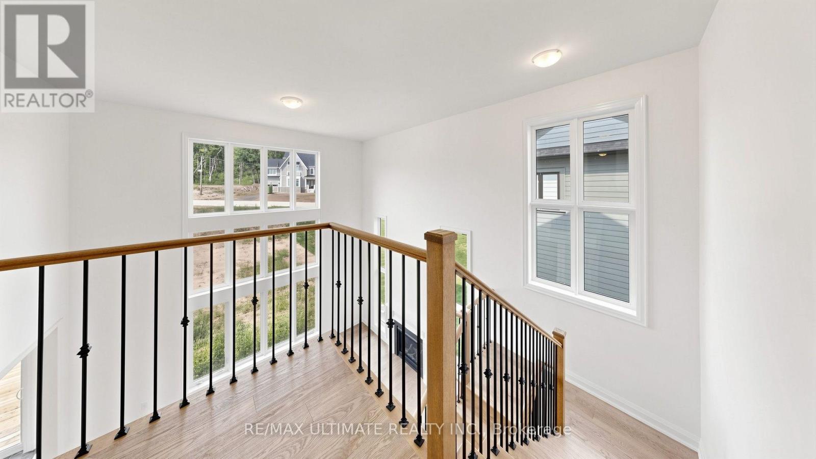 12 ALDWINCKLE AVENUE - 14