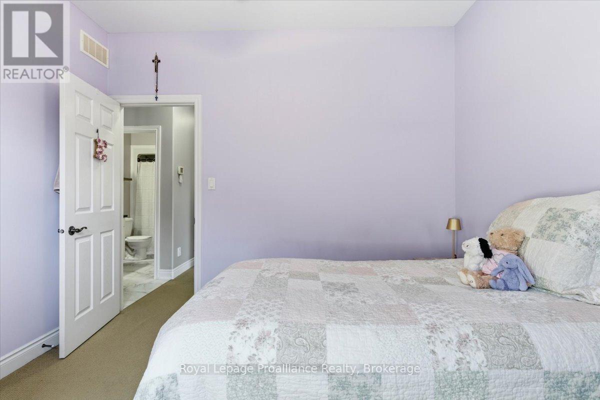 109 PINNACLE STREET - Image 24