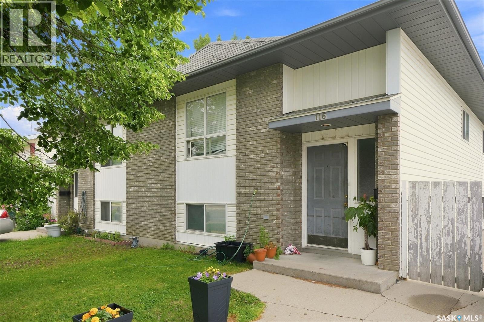 #114 116 Barber CRESCENT - Image 5