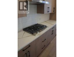 2pc Bathroom - 1904 47 Street, Calgary, AB T3B6B8 Photo 9